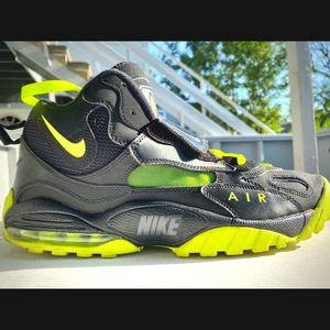 Nike Air Max Speed Turf Black Neon Volt Shoes